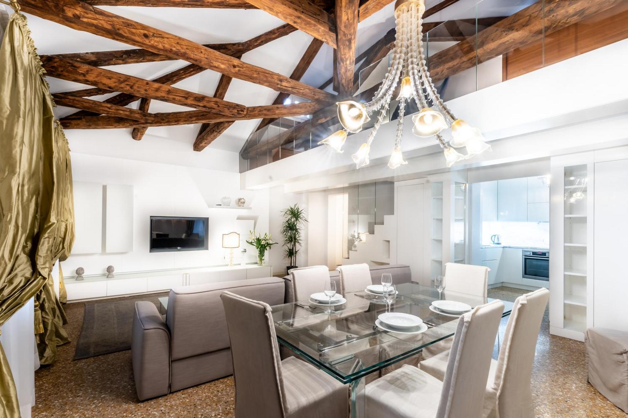 San Teodoro Palace - Luxury Apartments Venesia Bagian luar foto